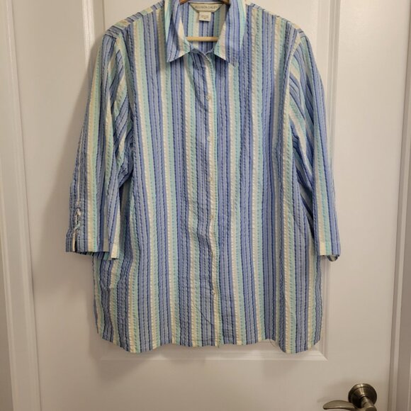 Allison Daley Button-Down Blouse in Blue and White Vertical Stripes - Crinkle - Picture 2 of 11